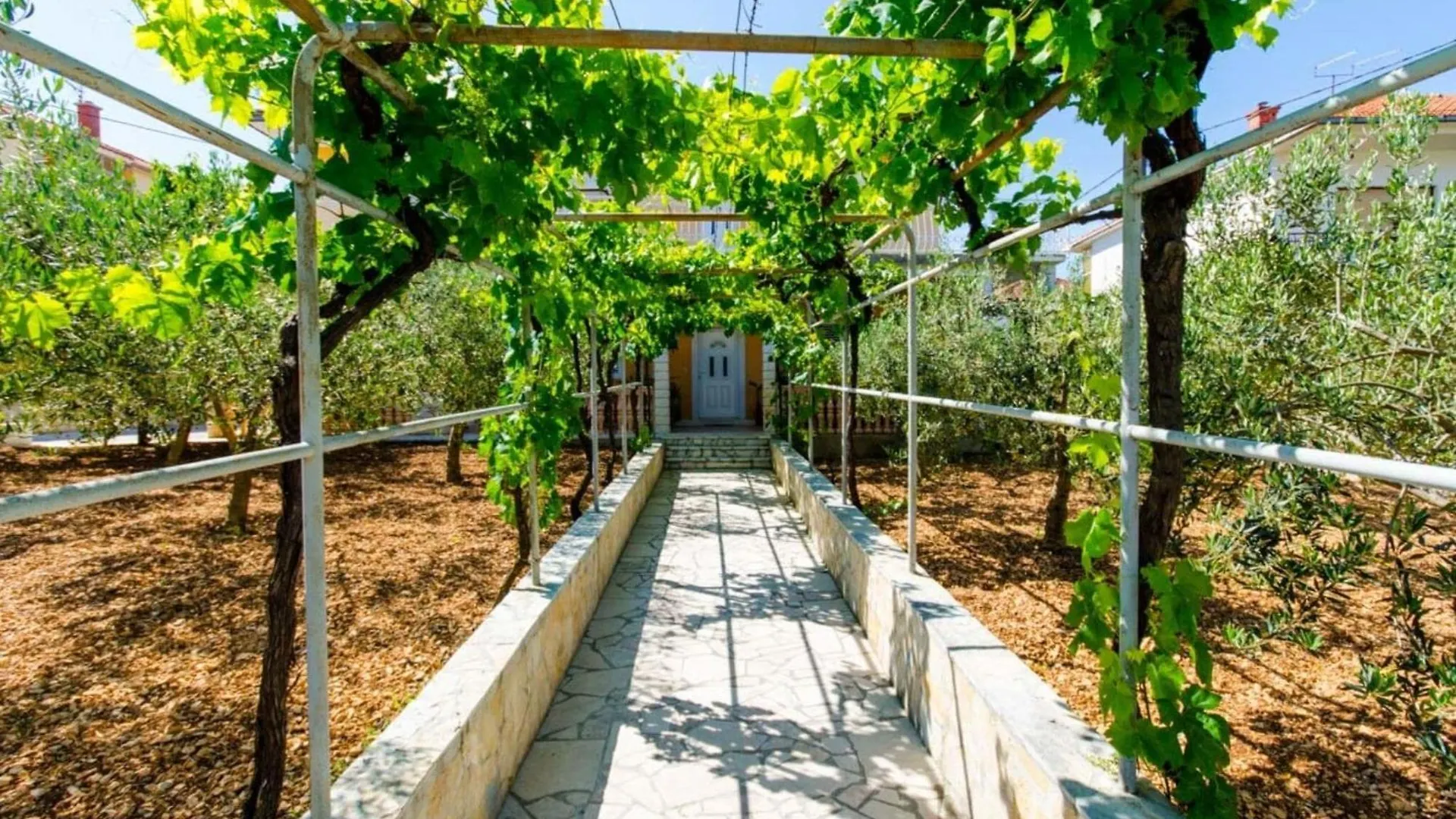Apartments Ivana Tr - One Bedroom Apartment With Terrace A3 Trogir